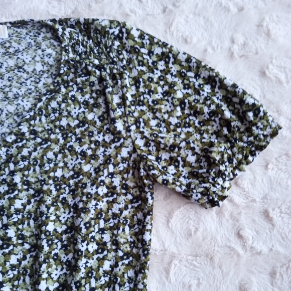 MICHAEL KORS Floral Green Blouse - Picture 8 of 13